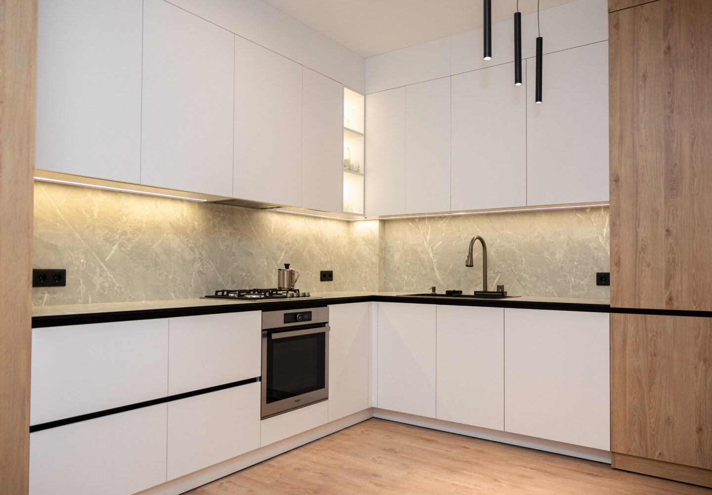 Mobil? de buc?t?rie la comand?