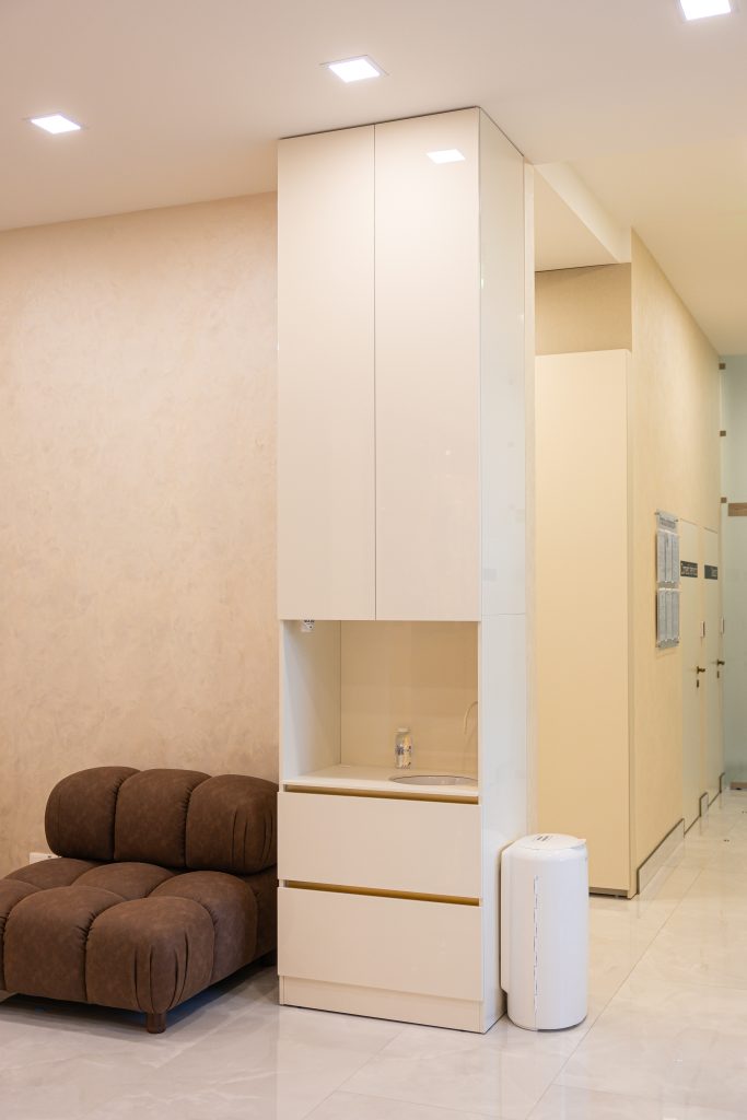 Dulapuri de depozitare apă clinica Dentus Dentino